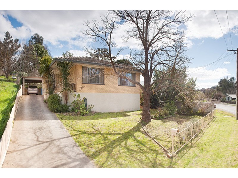 111 Gingell Street, Castlemaine VIC 3450