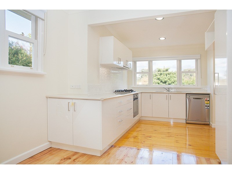 3 Goldsmith Crescent, Castlemaine VIC 3450