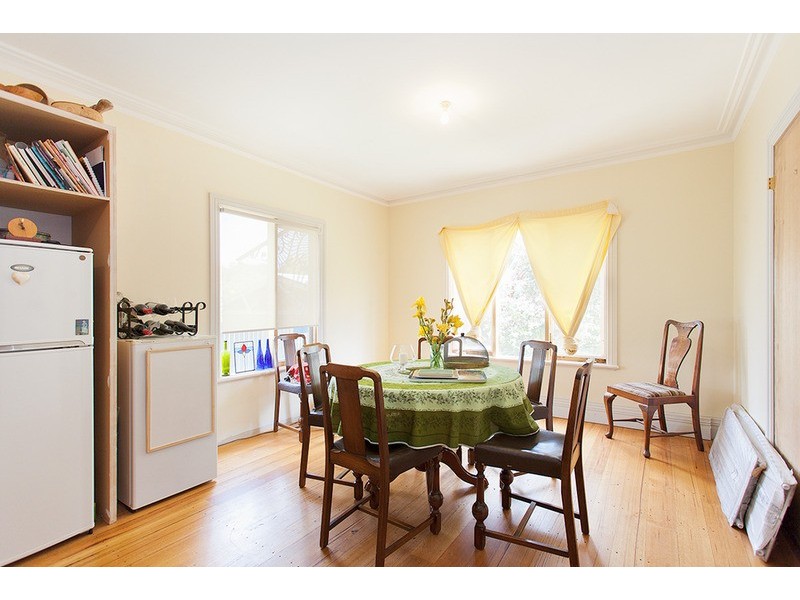 222 Main Road, Chewton VIC 3451