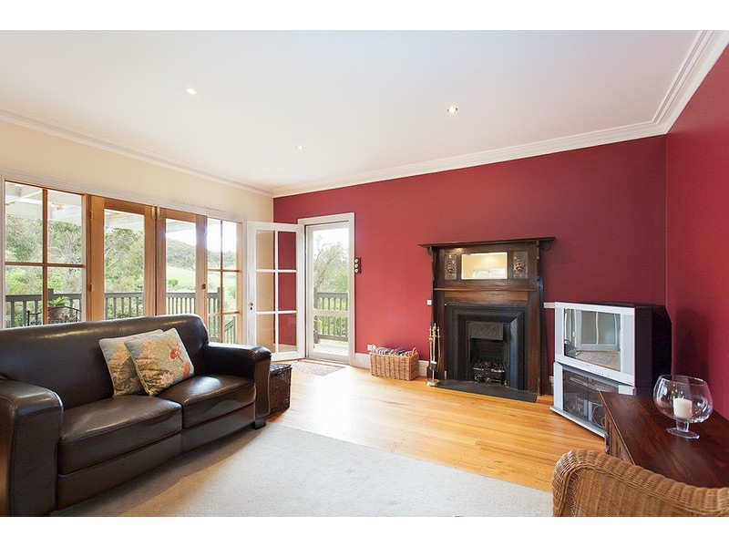 222 Main Road, Chewton VIC 3451