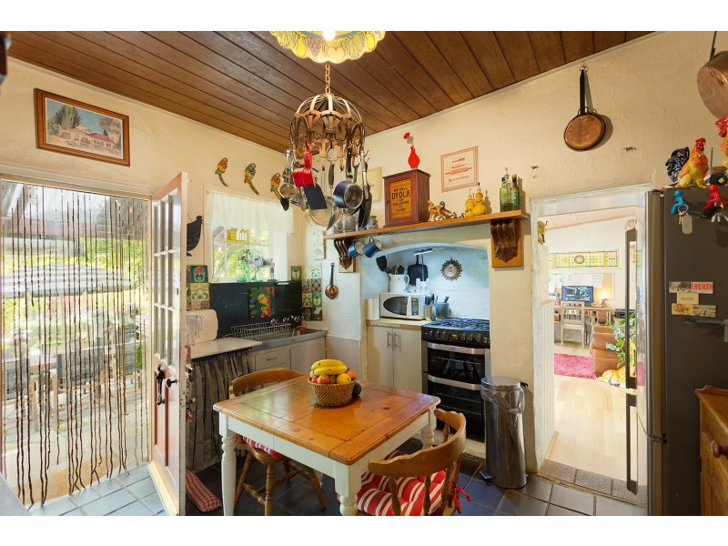 8683 Midland Highway, Barkers Creek VIC 3451