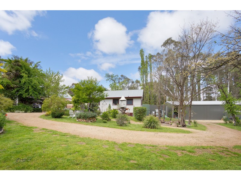 8683 Midland Highway, Barkers Creek VIC 3451