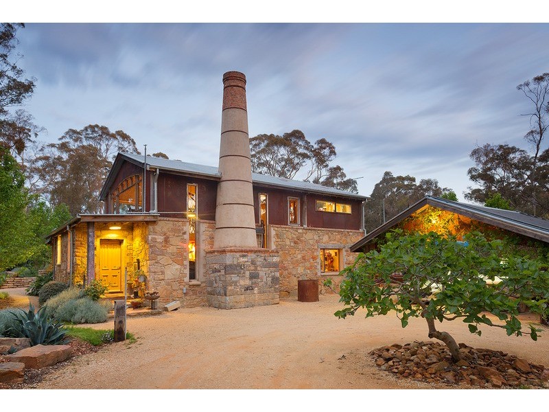 12 Camp Street, Fryerstown VIC 3451