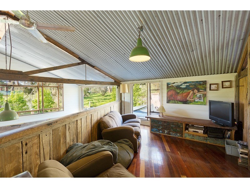 12 Camp Street, Fryerstown VIC 3451