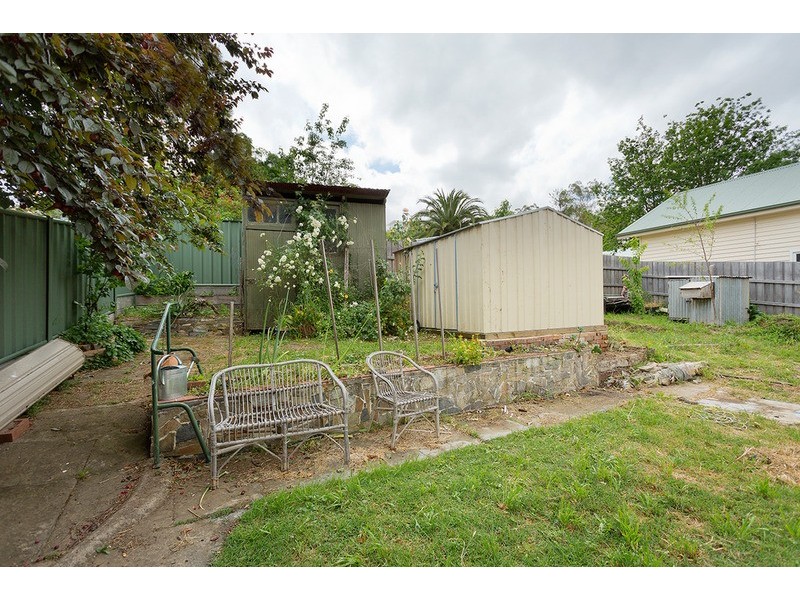 85 Gingell Street, Castlemaine VIC 3450