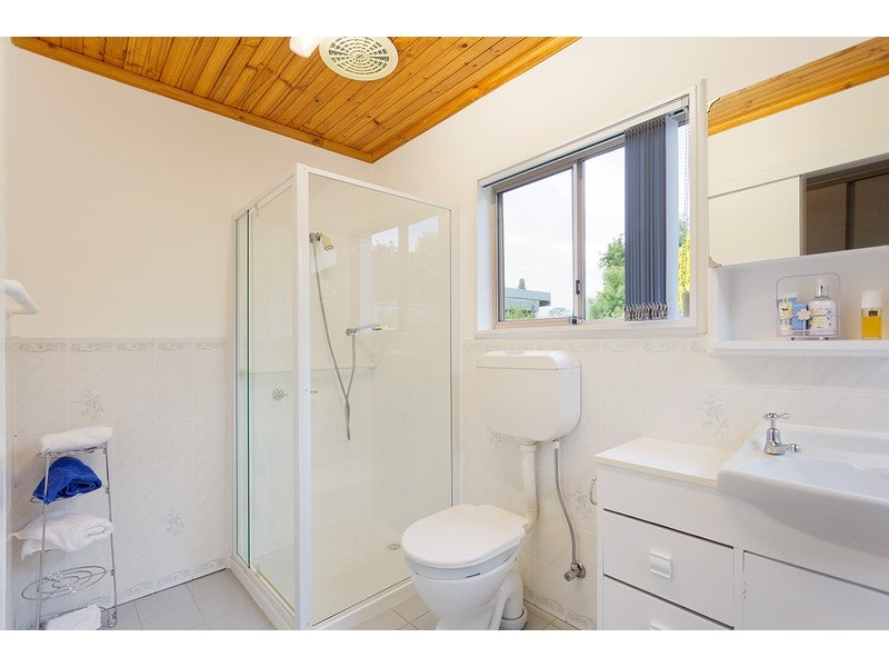 9 Thomas Street, Castlemaine VIC 3450