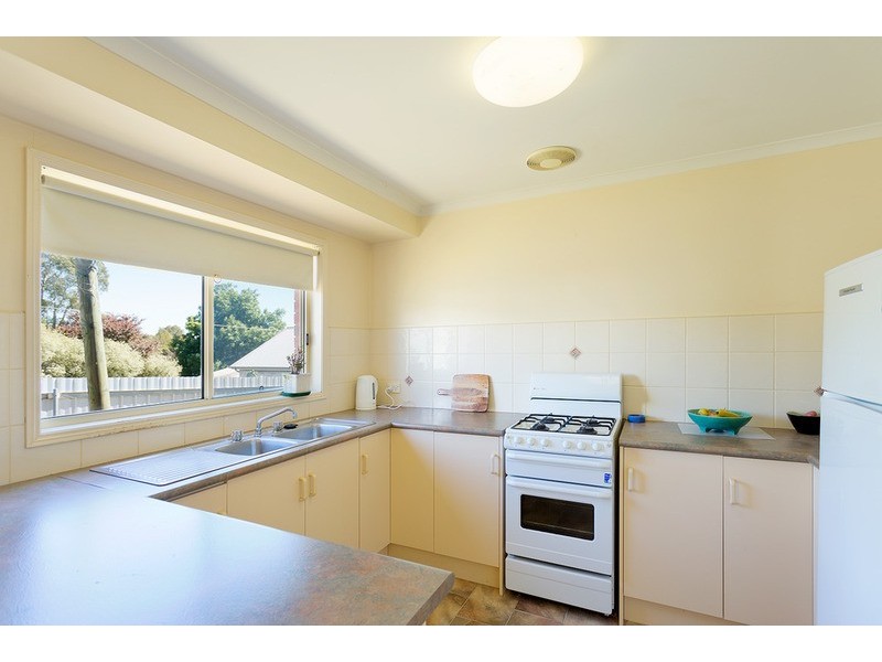 2/123 Duke Street, Castlemaine VIC 3450