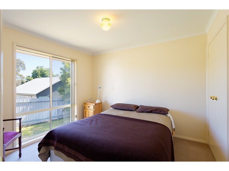 2/123 Duke Street, Castlemaine VIC 3450