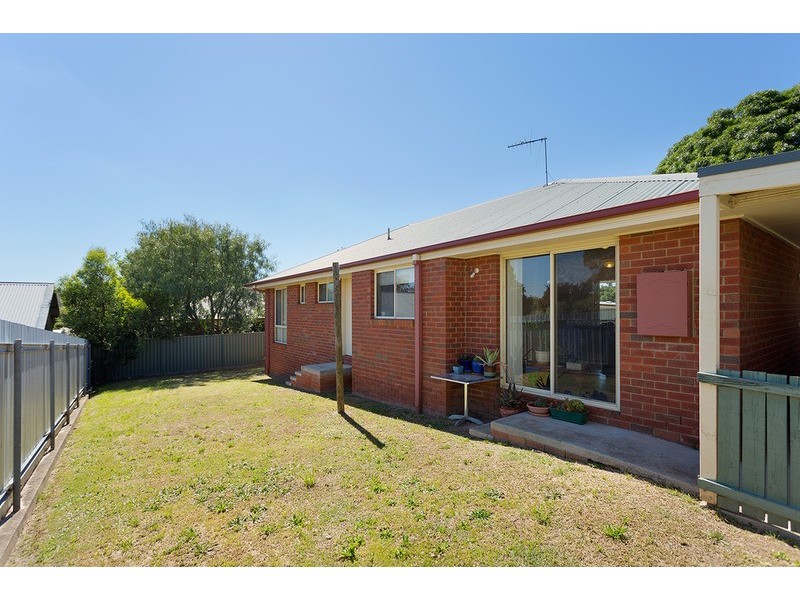 2/123 Duke Street, Castlemaine VIC 3450