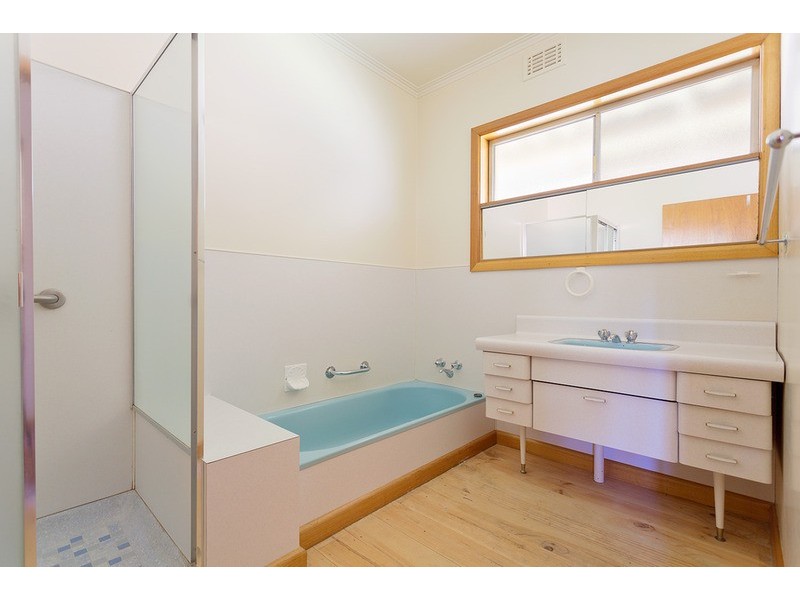 2441 Harmony Way, Elphinstone VIC 3448