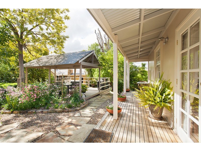 4 Prior Street, Chewton VIC 3451