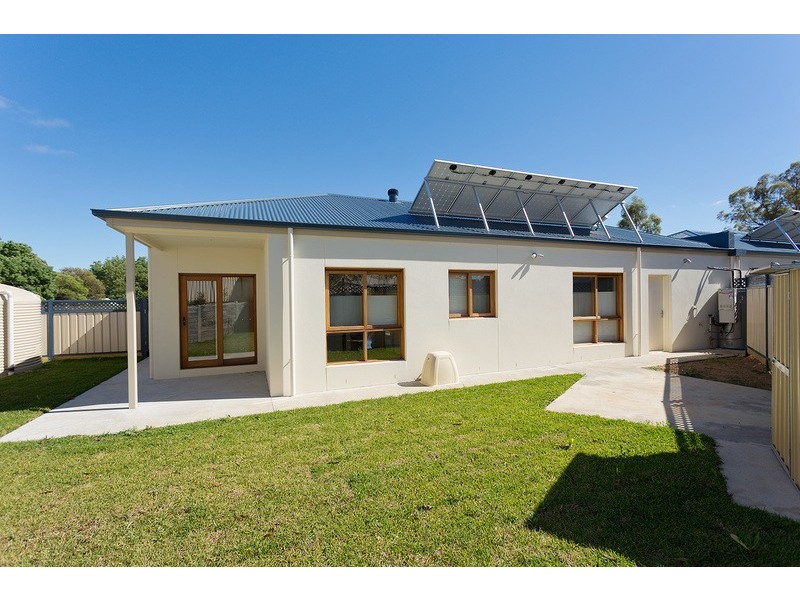 2/2 Murphy Street, Castlemaine VIC 3450