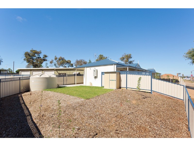 2/2 Murphy Street, Castlemaine VIC 3450