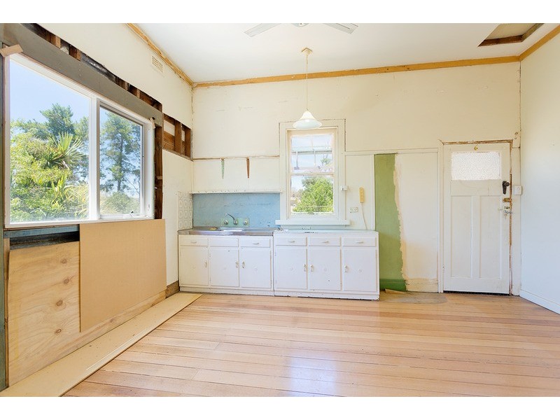 46 Adelaide Street, Chewton VIC 3451