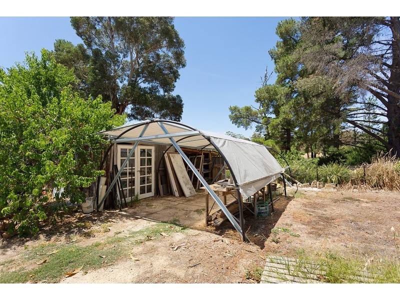 46 Adelaide Street, Chewton VIC 3451