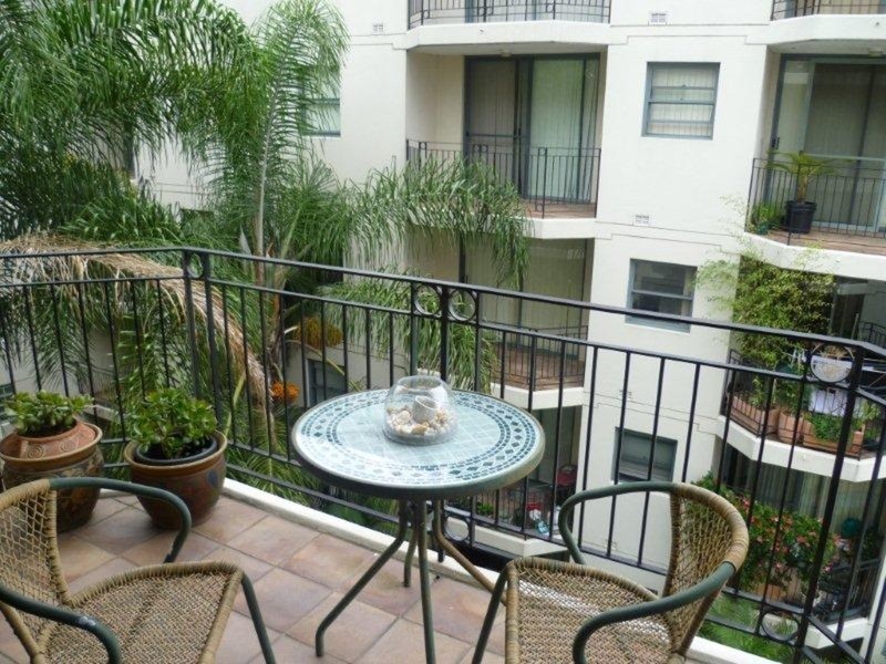 2 Glebe Point Road, Glebe NSW 2037