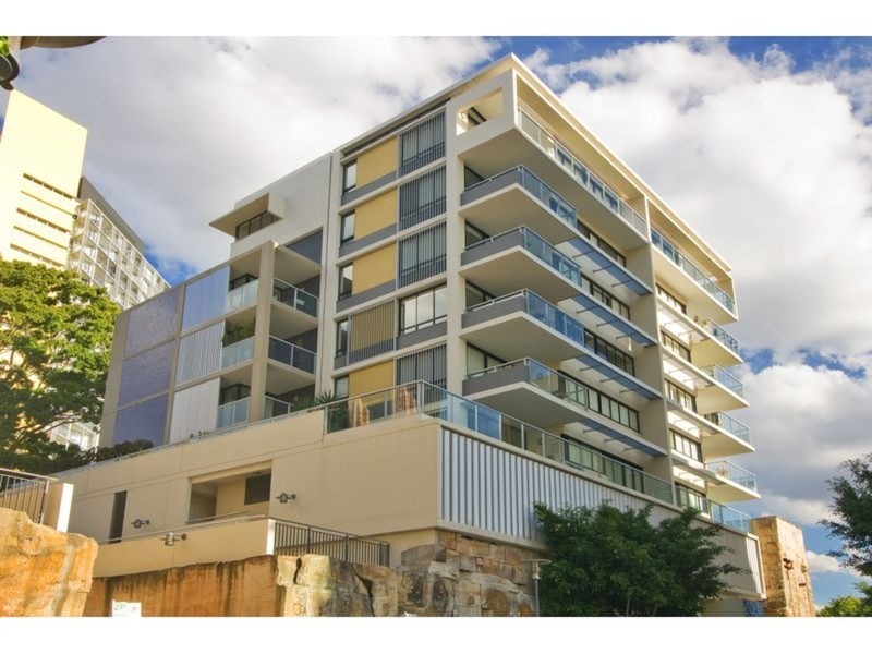 702/25 Refinery  Drive, Pyrmont NSW 2009