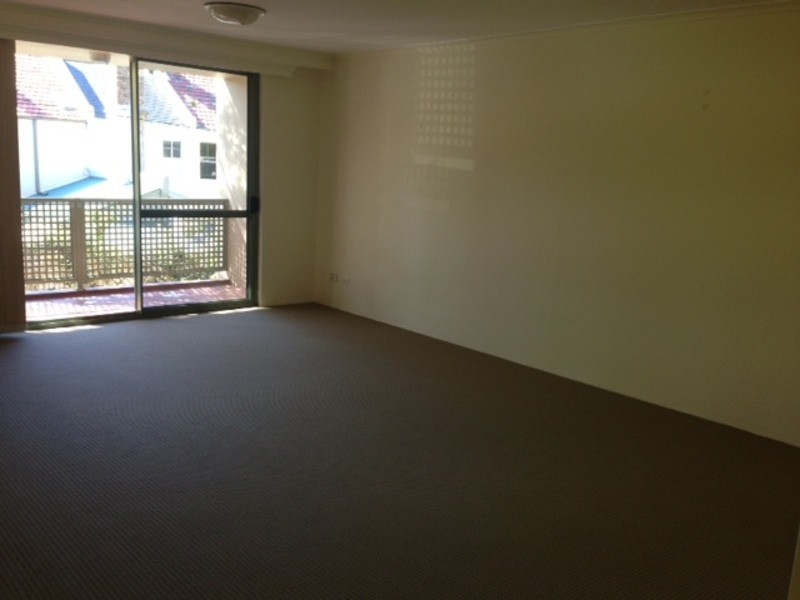 30  Nobbs  Street, Surry Hills NSW 2010