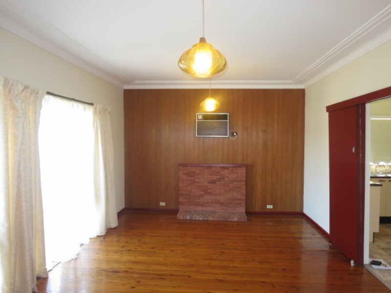 17 Dobson Crescent, Ryde NSW 2112