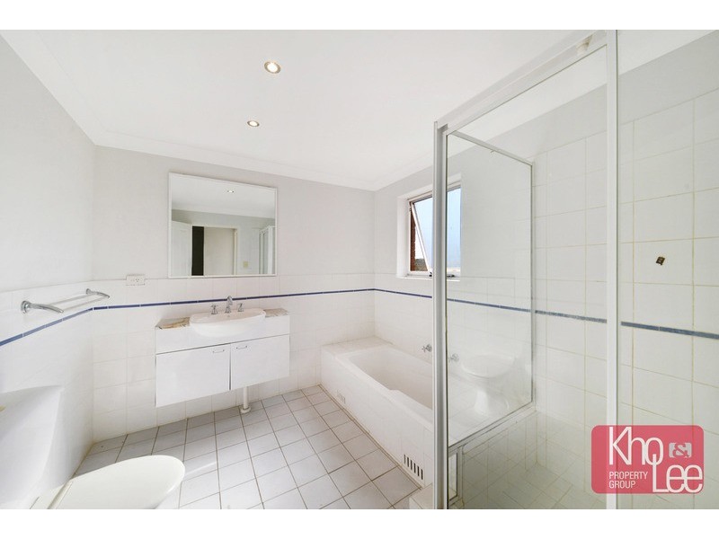 1-7 Gloucester Place, Kensington NSW 2033