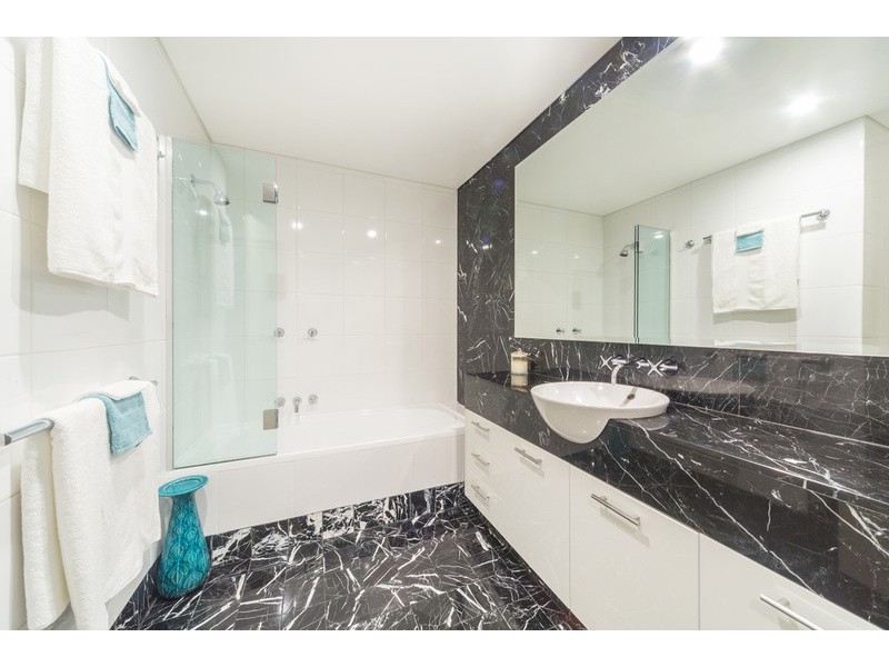 B502/24 Point Street, Pyrmont NSW 2009