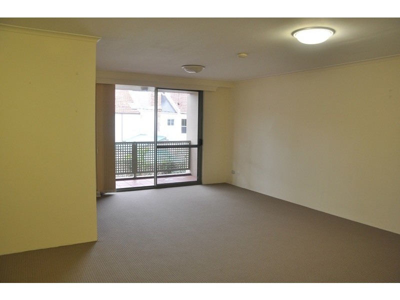 30 Nobbs Street, Surry Hills NSW 2010