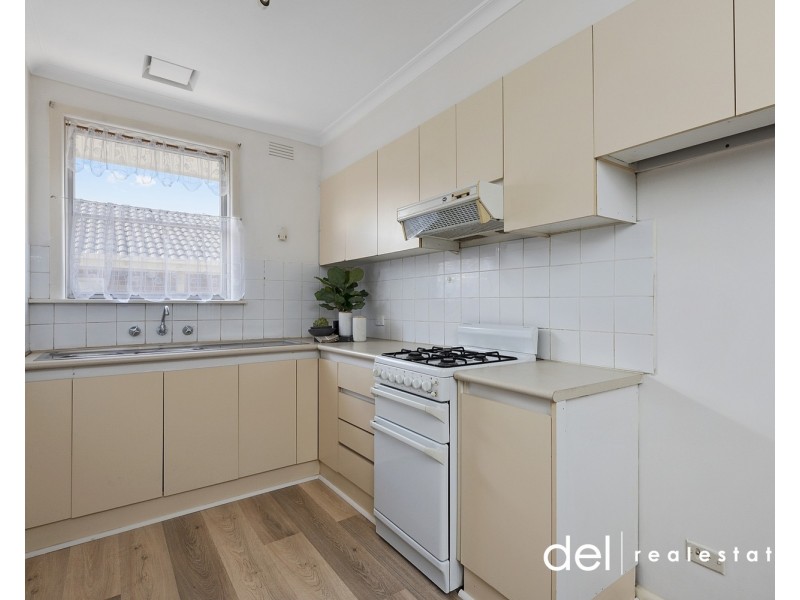 6/3-5 Edward Avenue, Dandenong VIC 3175