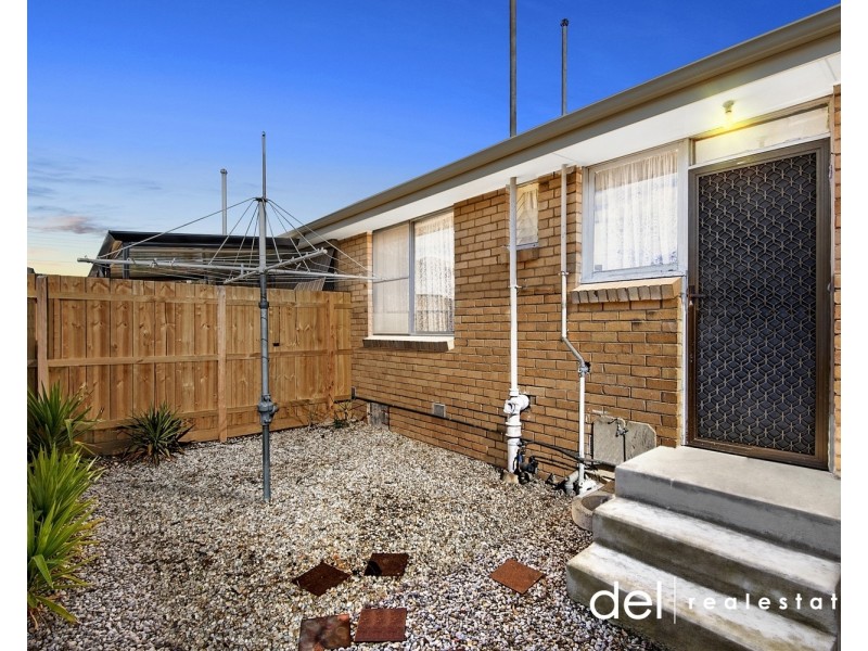 6/3-5 Edward Avenue, Dandenong VIC 3175