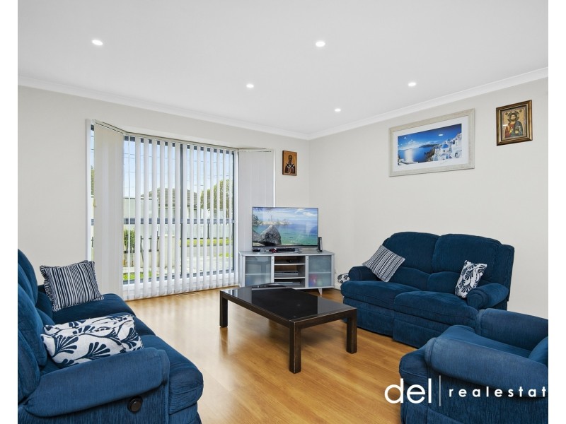 1/14 Roberta Street, Dandenong VIC 3175