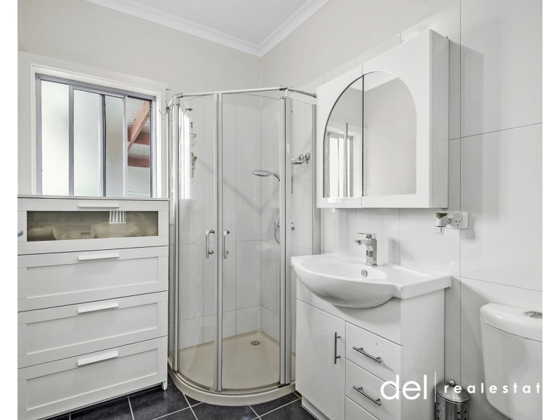 1/14 Roberta Street, Dandenong VIC 3175