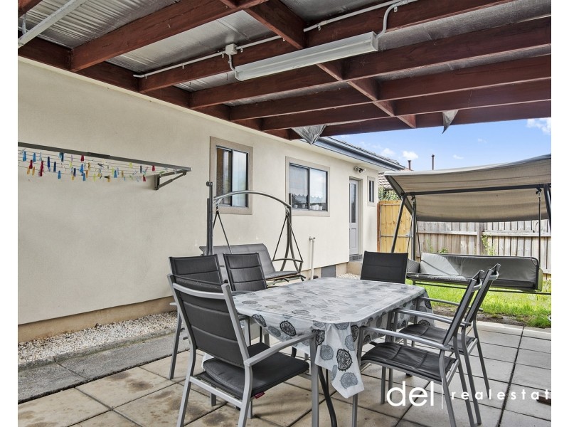 1/14 Roberta Street, Dandenong VIC 3175