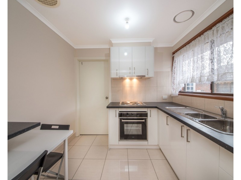 Room 5/53 Henry Street, Pakenham VIC 3810