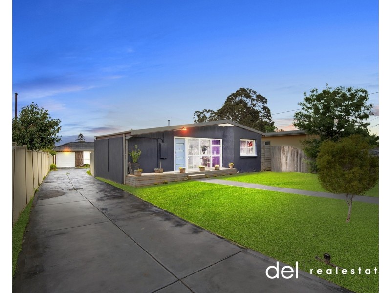 1 & 2/7 Koonalda Grove, Dandenong North VIC 3175