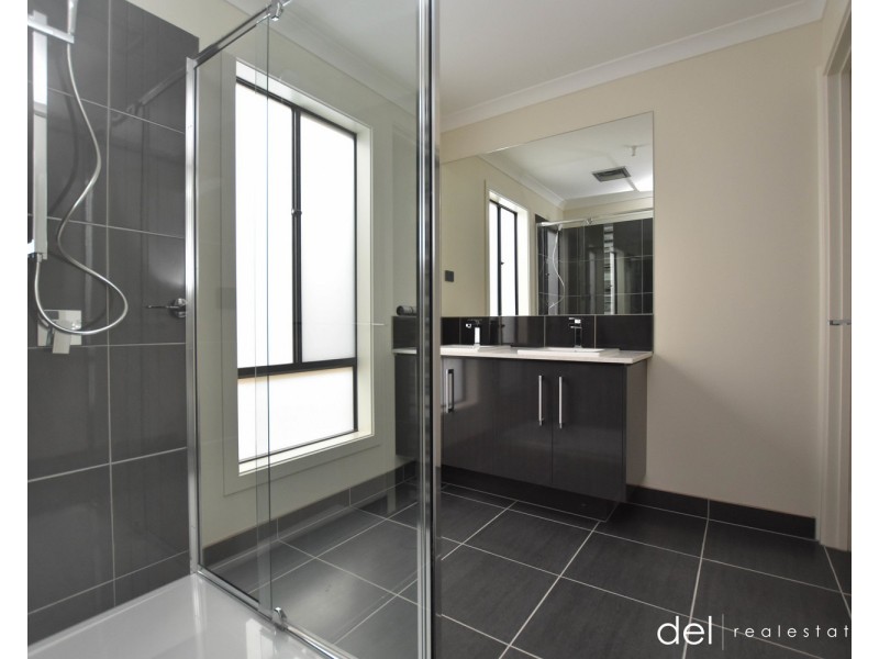 3 Castra Avenue, Clyde VIC 3978