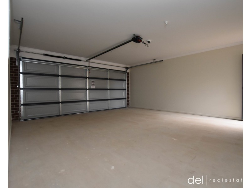 3 Castra Avenue, Clyde VIC 3978