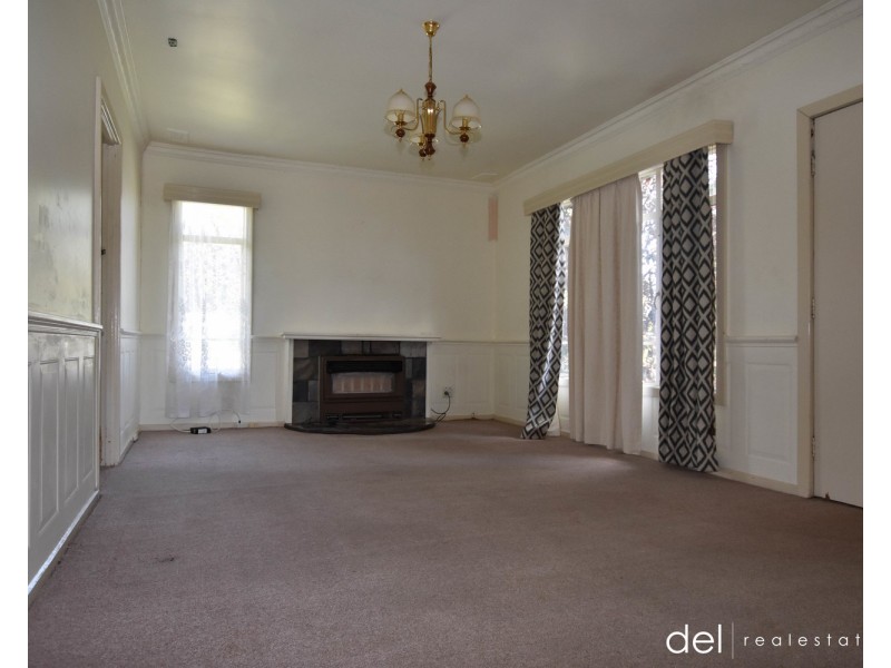 4 Mclean Crescent, Dandenong North VIC 3175