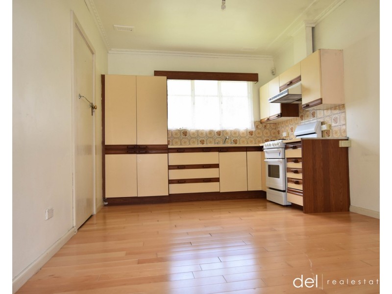 4 Mclean Crescent, Dandenong North VIC 3175
