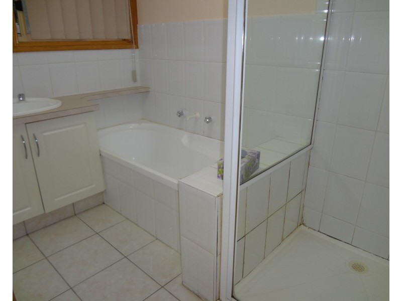 2/76 Douglas Street, Noble Park VIC 3174