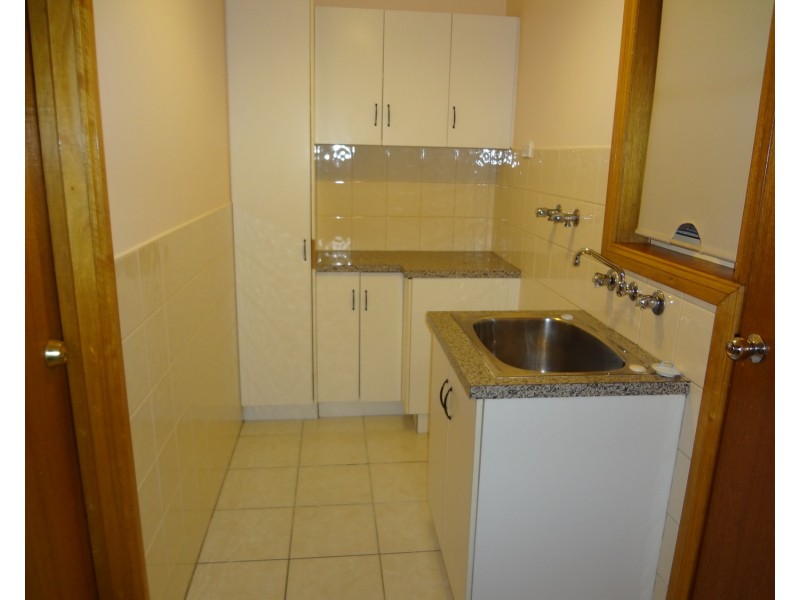 2/76 Douglas Street, Noble Park VIC 3174