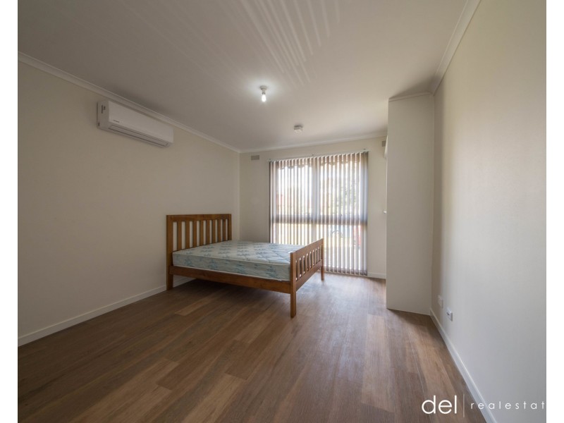 2/16 Summerlea Road, Narre Warren VIC 3805