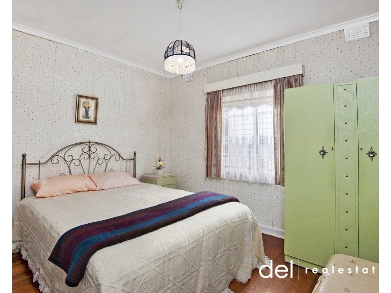 4 Lilac Avenue, Dandenong North VIC 3175