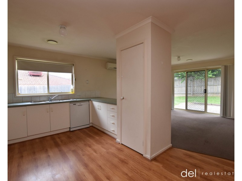 55 Bemersyde Drive, Berwick VIC 3806
