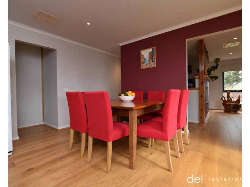 26 Deanswood Road, Hampton Park VIC 3976