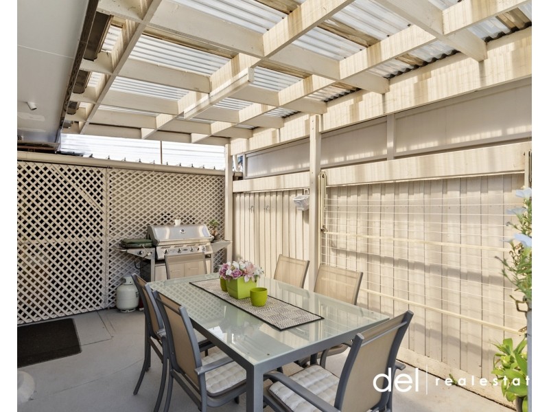 67/12 Halifax Street, Dandenong VIC 3175