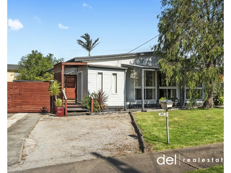 1 Gardiner Avenue, Dandenong North VIC 3175
