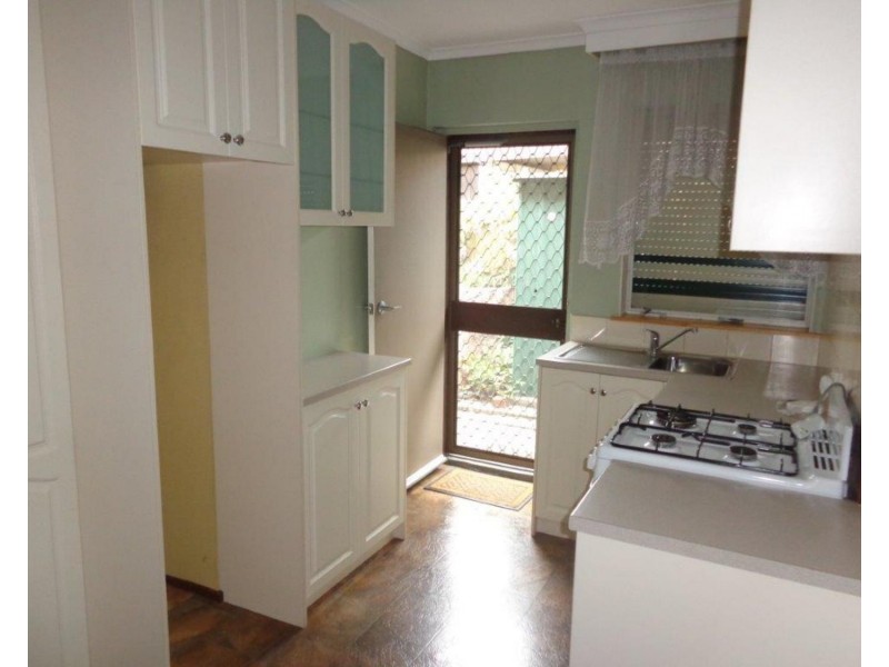 2/12 Brady Road, Dandenong North VIC 3175