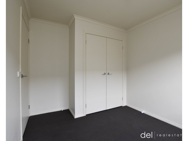 111 Melissa Way, Pakenham VIC 3810