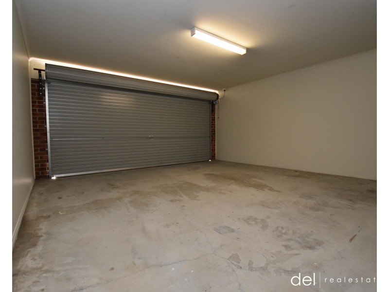 111 Melissa Way, Pakenham VIC 3810