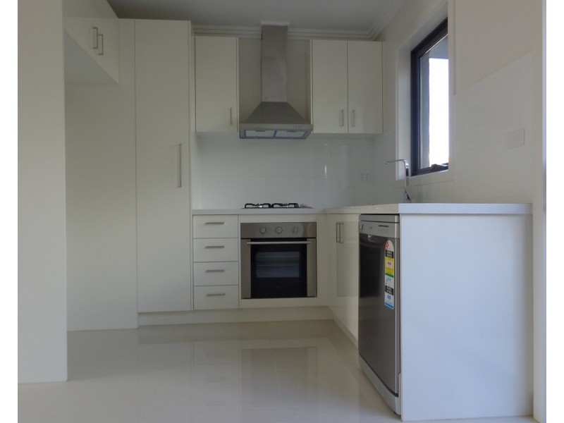 10 Carroll Avenue, Dandenong VIC 3175