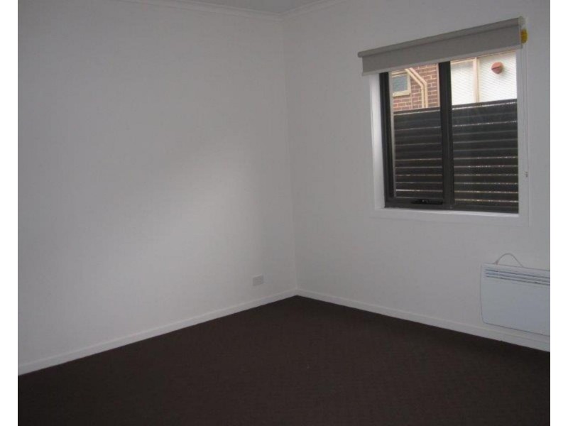 3/19 Close Avenue, Dandenong VIC 3175